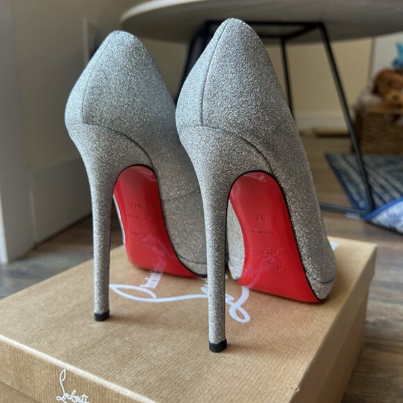 Christian Louboutin Pigalle Plato Silver Pump Heels - Picture 3 of 10
